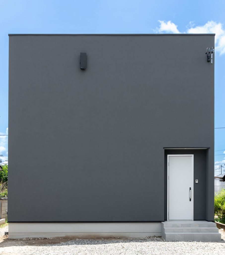 究極の家のカタチ：casa cubeが叶えるミニマルなライフスタイル